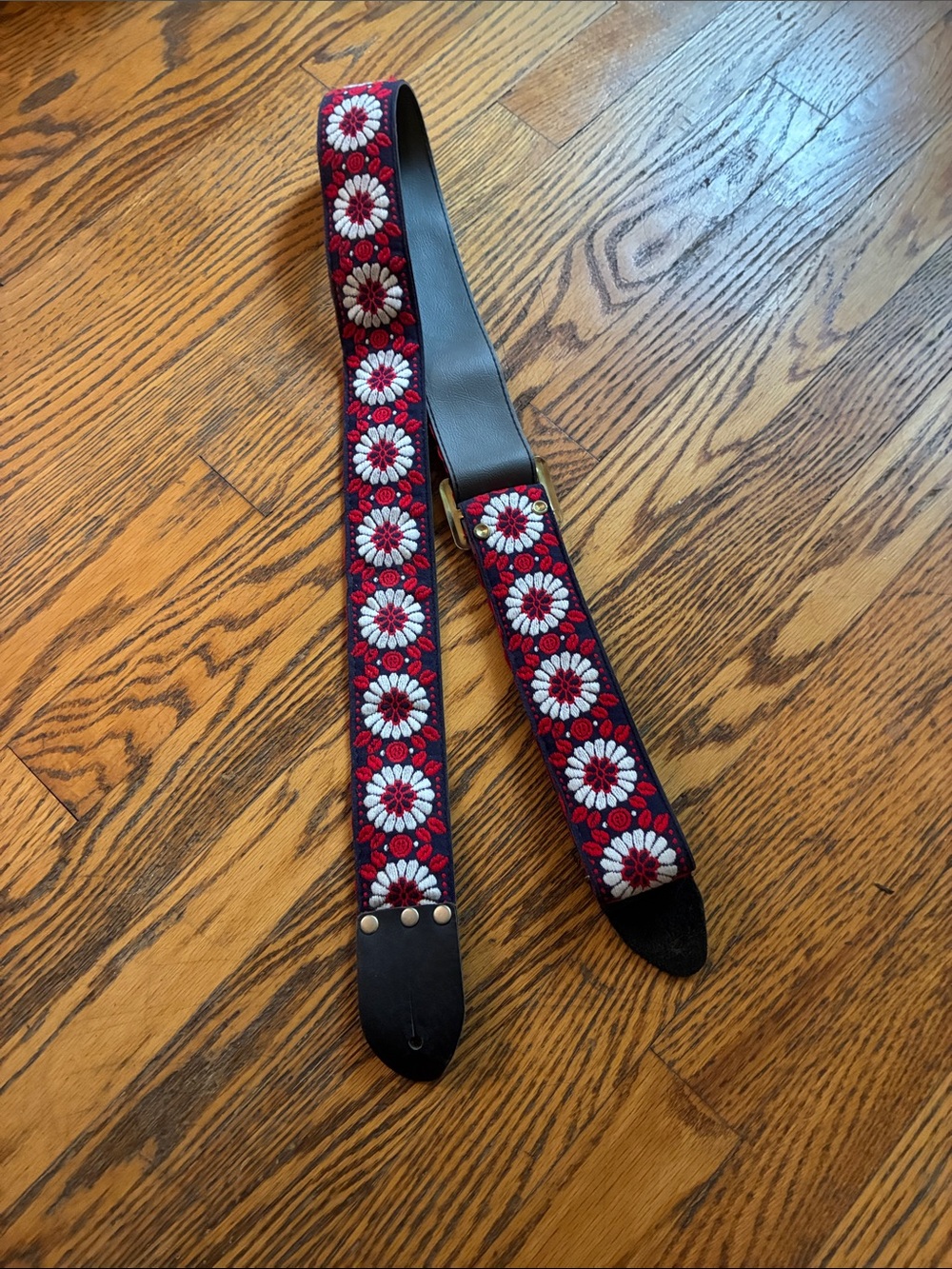 Vintage Embroidered Floral Guitar Strap